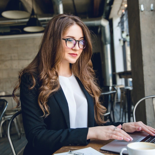 Amelia-Thompson,-Canada